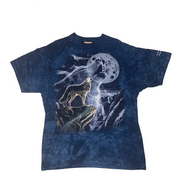 Wolf Howl at the Moon Spirit Animal 2002 T-Shirt - Picture 1 of 8
